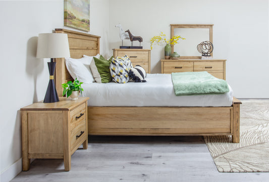 Hazel Bed w/ Footboard Storage - King