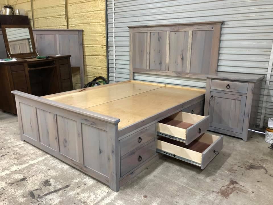 Customizable Legacy Park Storage Bed