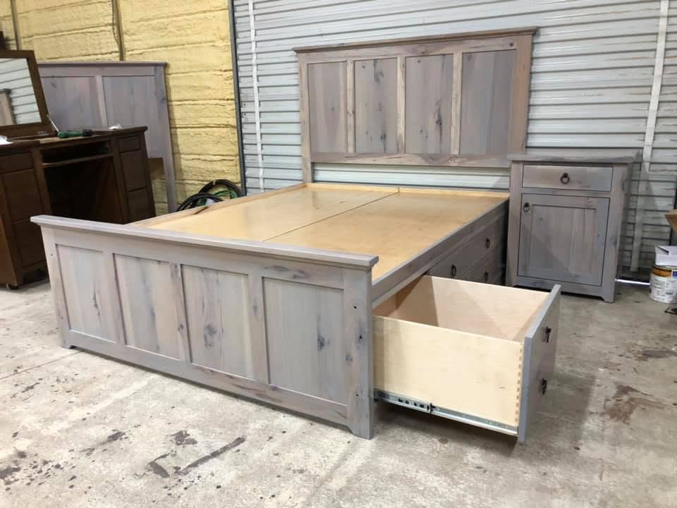Customizable Legacy Park Storage Bed