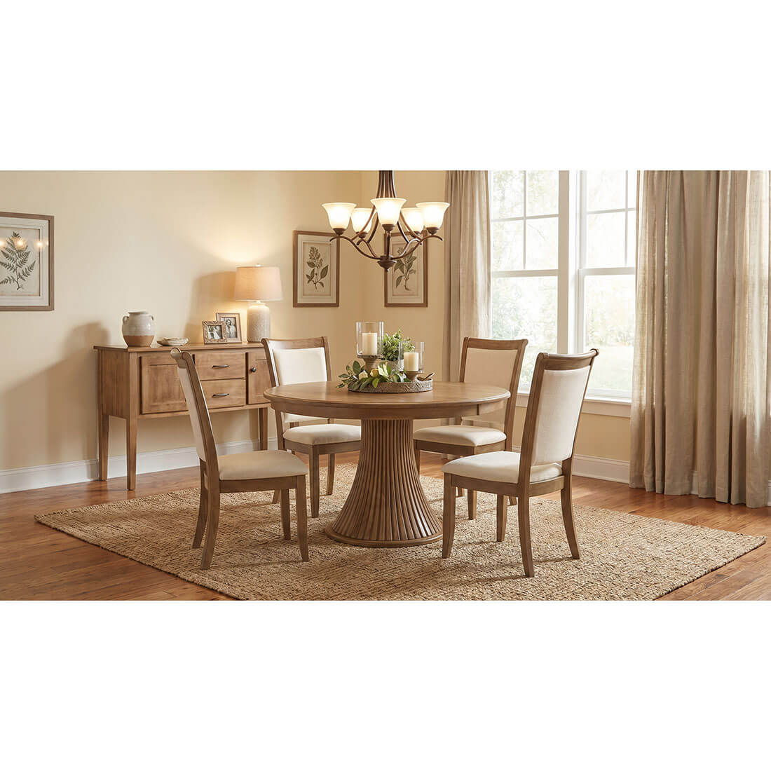 Maple Traditional Fluted 60"x60" Round Solid Top Dining Table