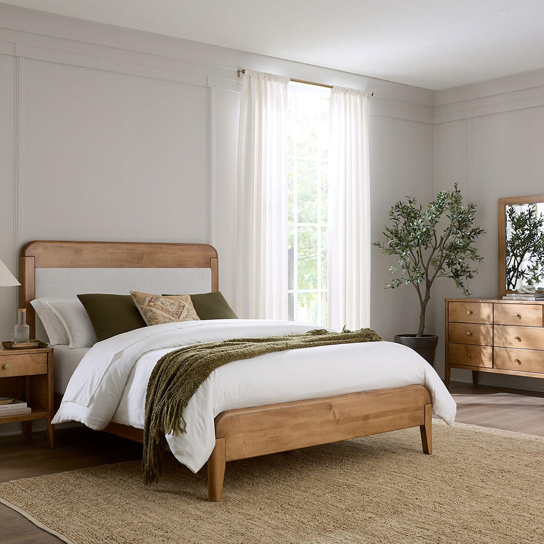 Maple Warren Modern Bed