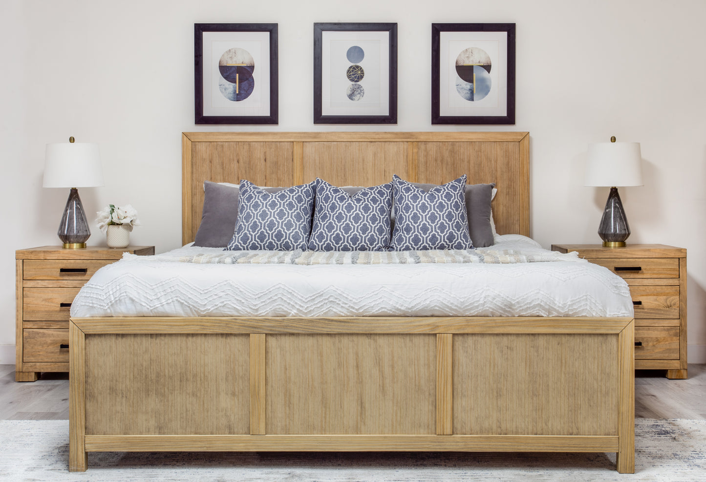 Oxford Panel Bed - Queen