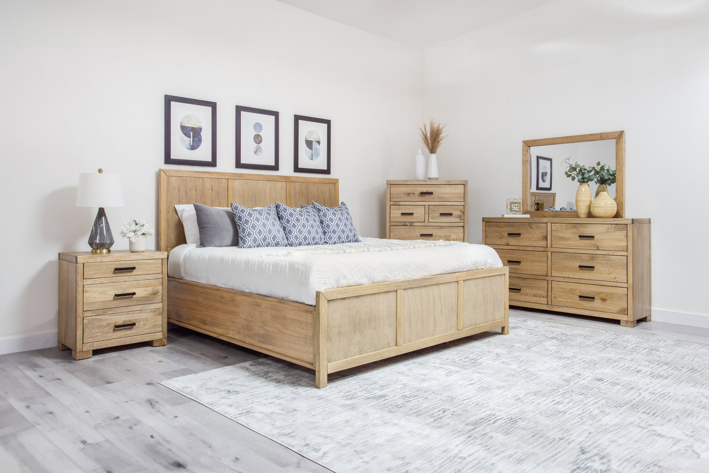 Oxford Panel Bed - Queen