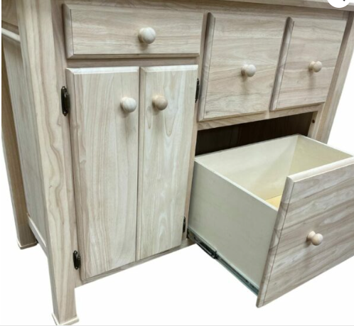 Kitchen Center w/Breakfast Bar