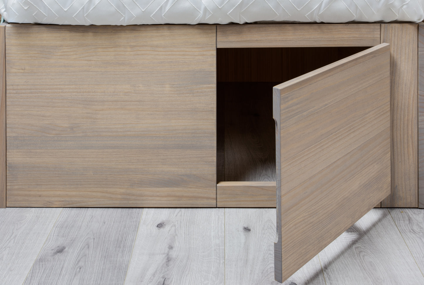 "Youth" Captains Storage Bed w/Bookcase Headboard - Twin