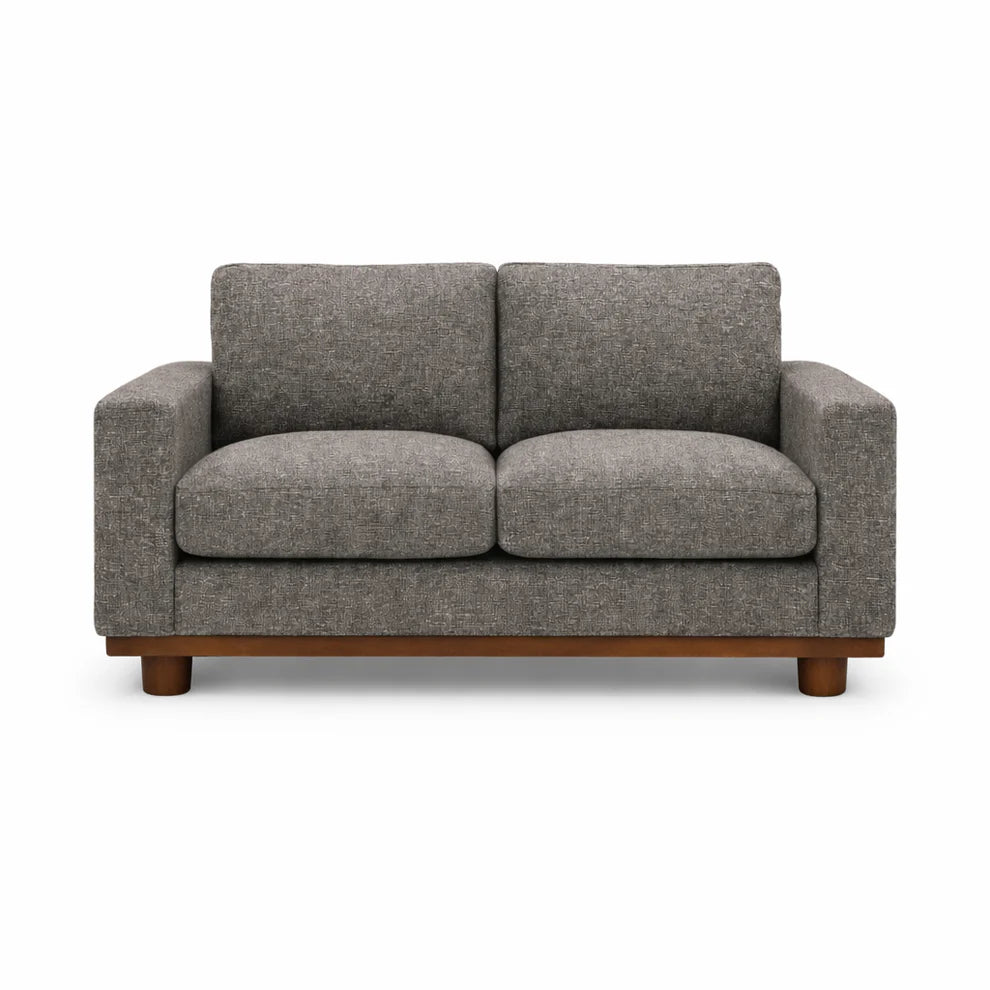 Alestair Black Loveseat